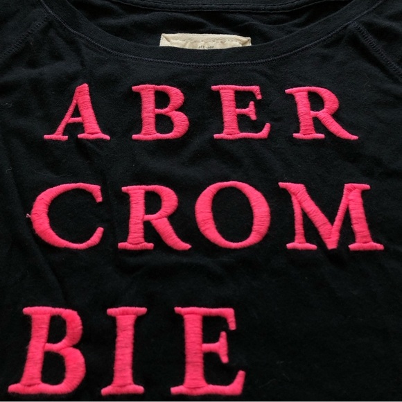 Abercrombie & Fitch Y2K Off Shoulder Embroidered Top in Black & Pink Size XS - Picture 4 of 10